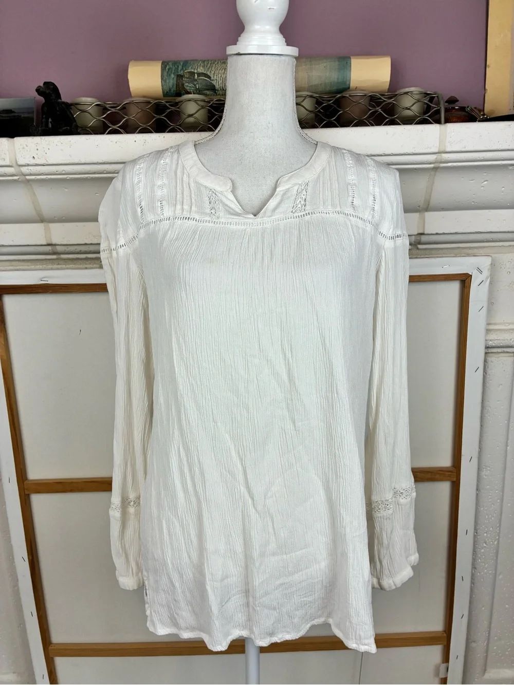Coldwater Creek Long-Sleeve Peasant Tunic w/lace inset, round collar V neck